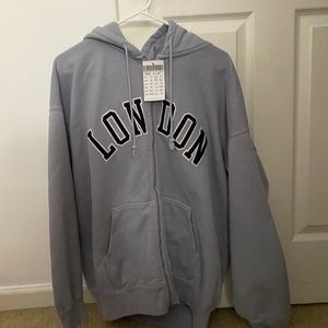 one size london brandy melville sweatshirt